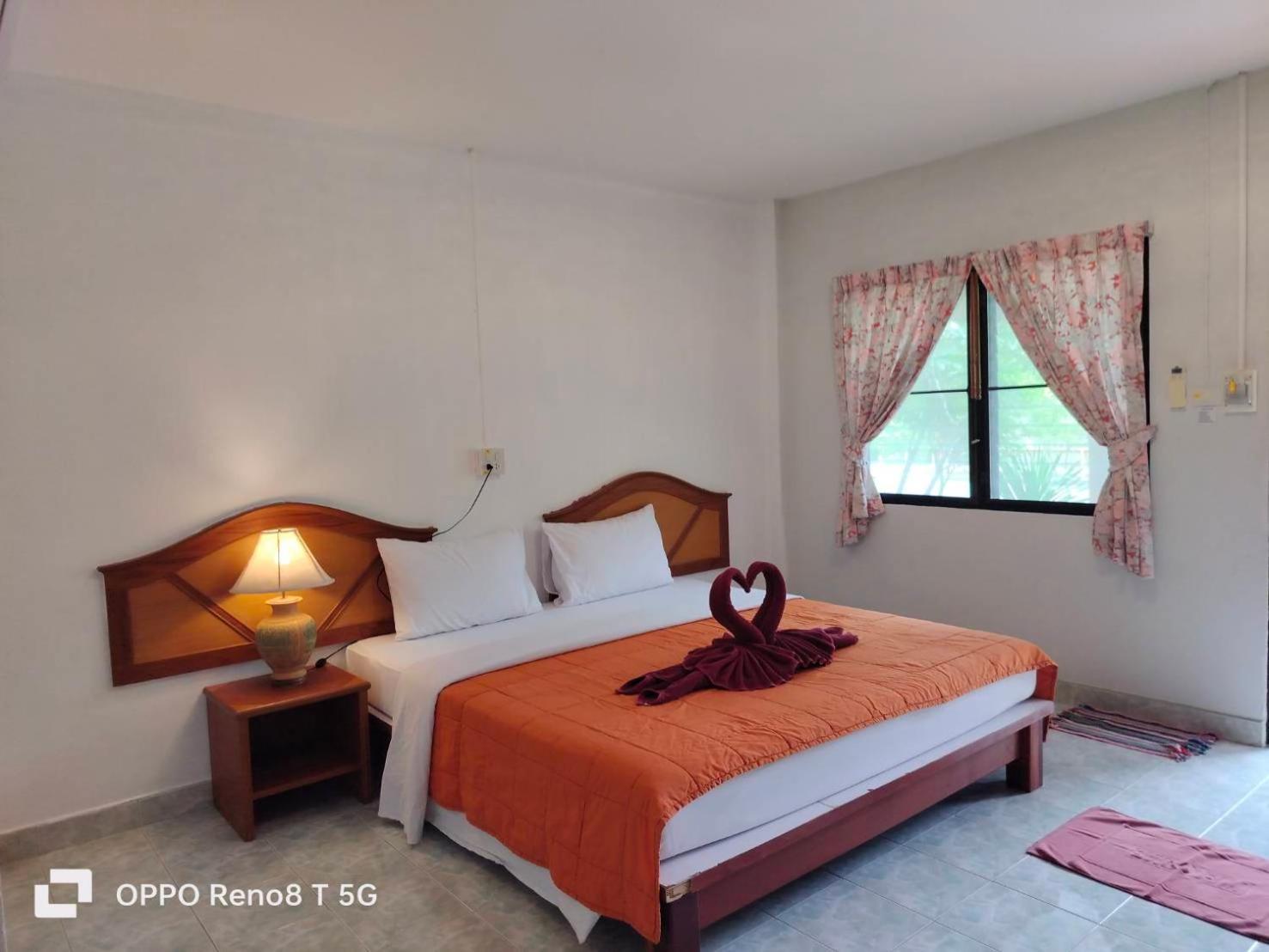 D.R. Lanta Bay Resort Ko Lanta Exterior foto