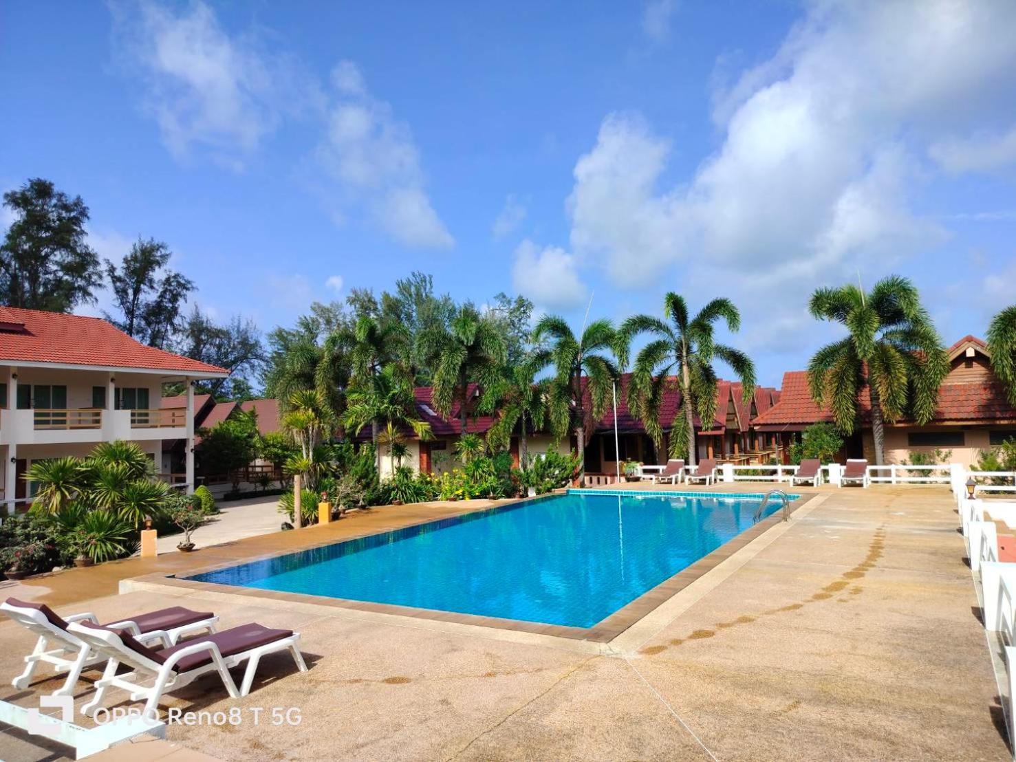 D.R. Lanta Bay Resort Ko Lanta Exterior foto